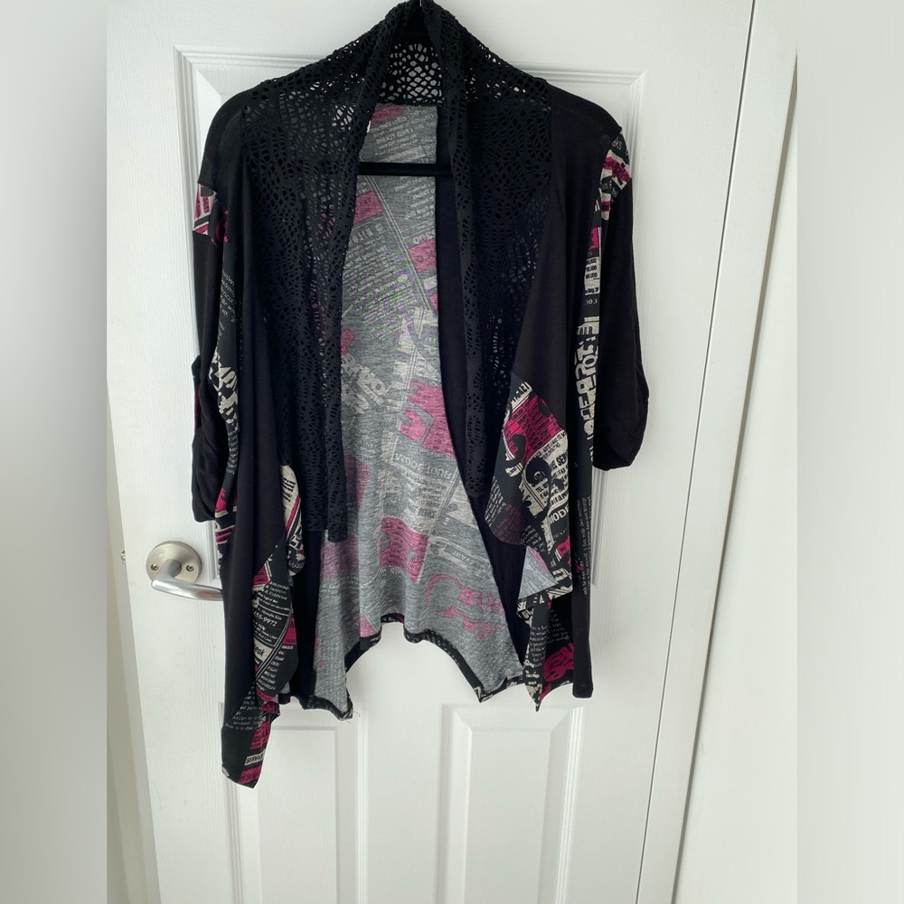 Clientele Pink and Black Print Asymmetrical Open Cardigan Sz Small